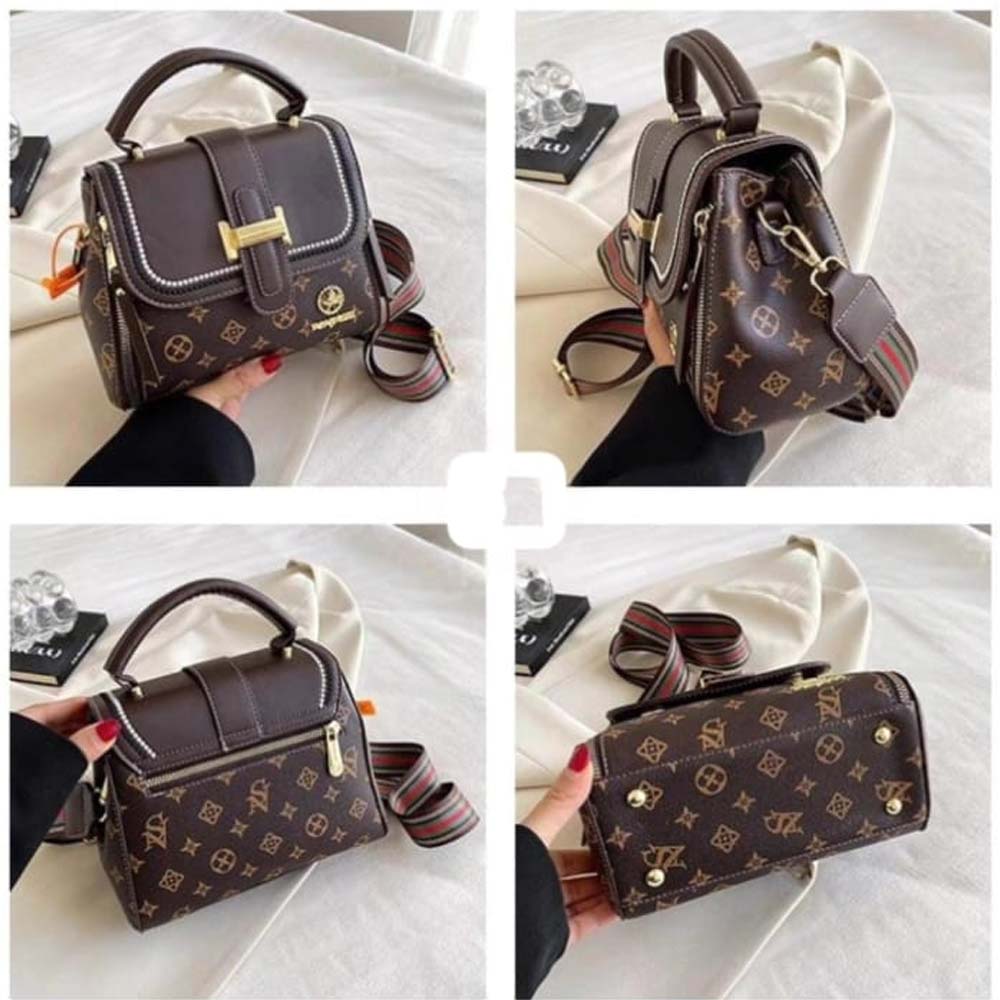 Royal Rover Handbag – Leather Bag for Women
