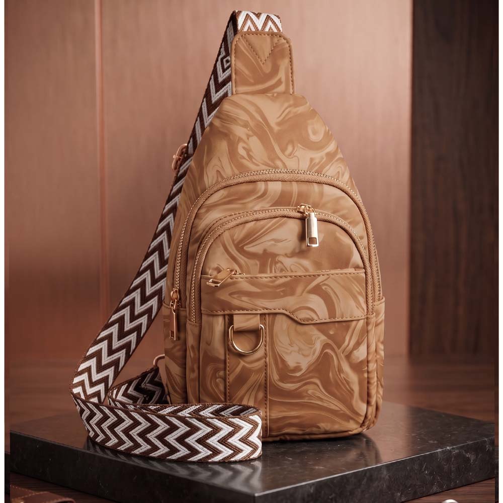 Gravinite Deluxe Crossbody bag