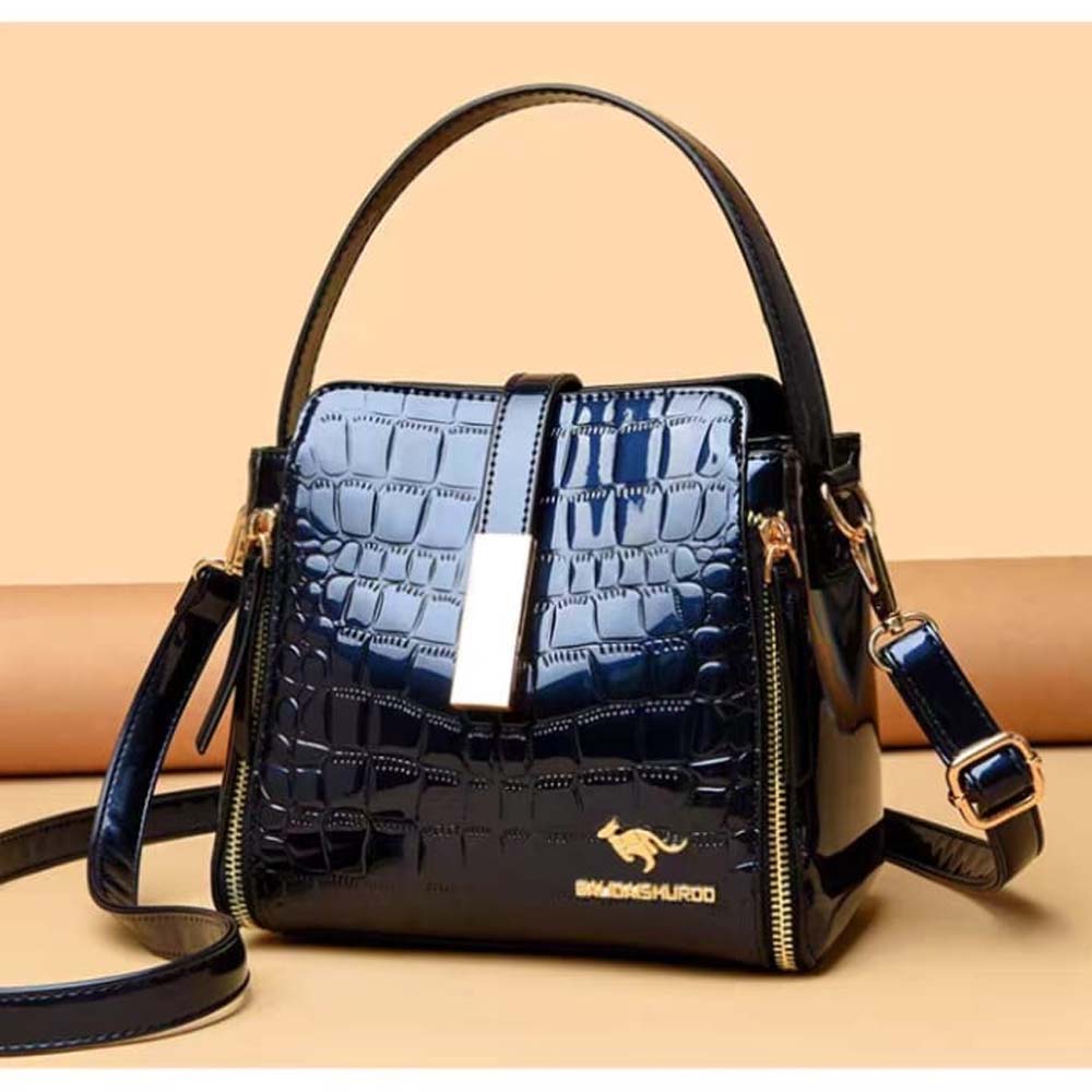 Feminia Amaze Handbag