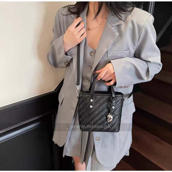 Flexo Revolve Bucket Handbag – HandBag For Women