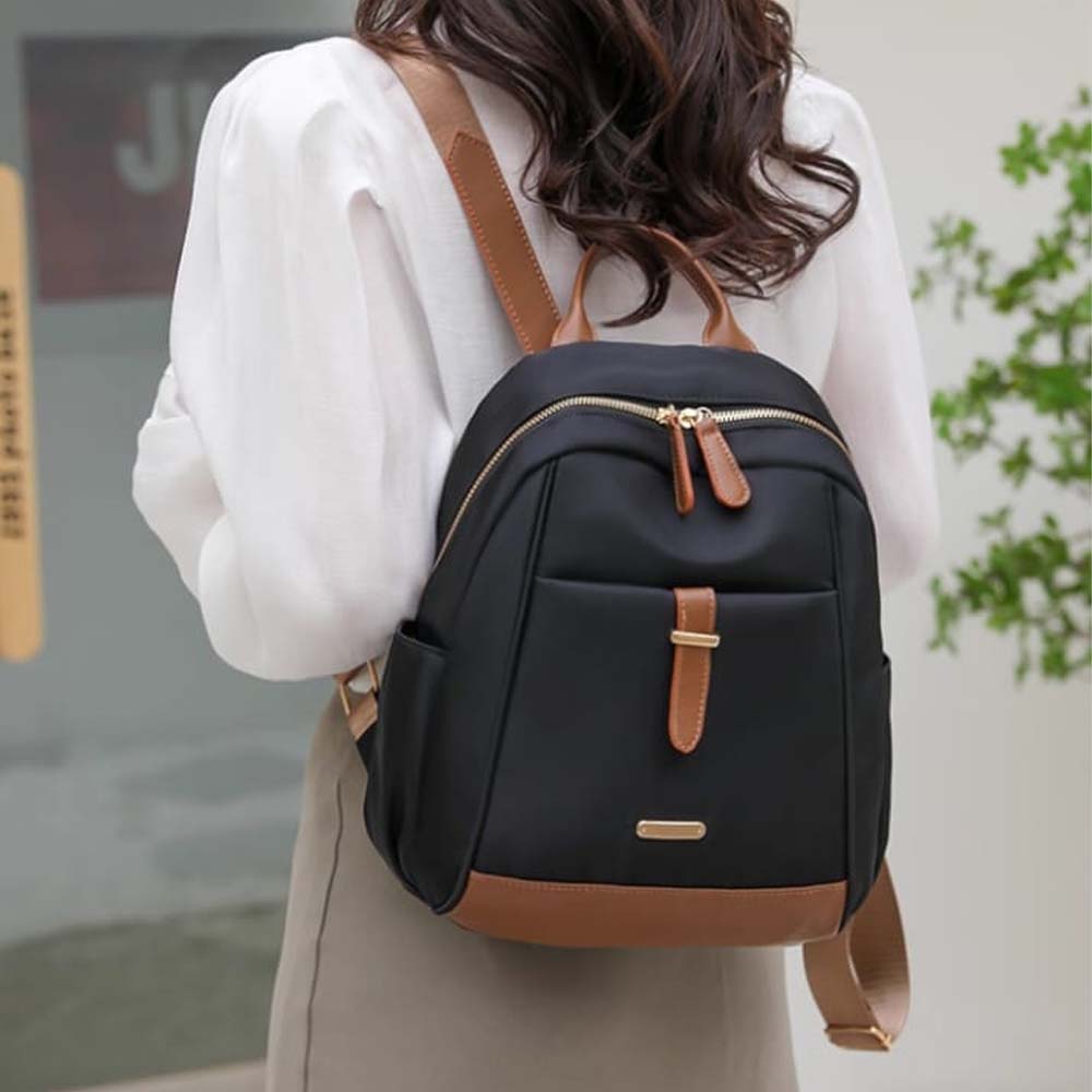 Flipsii Amaze Backpack - BackPack for Women/Girls