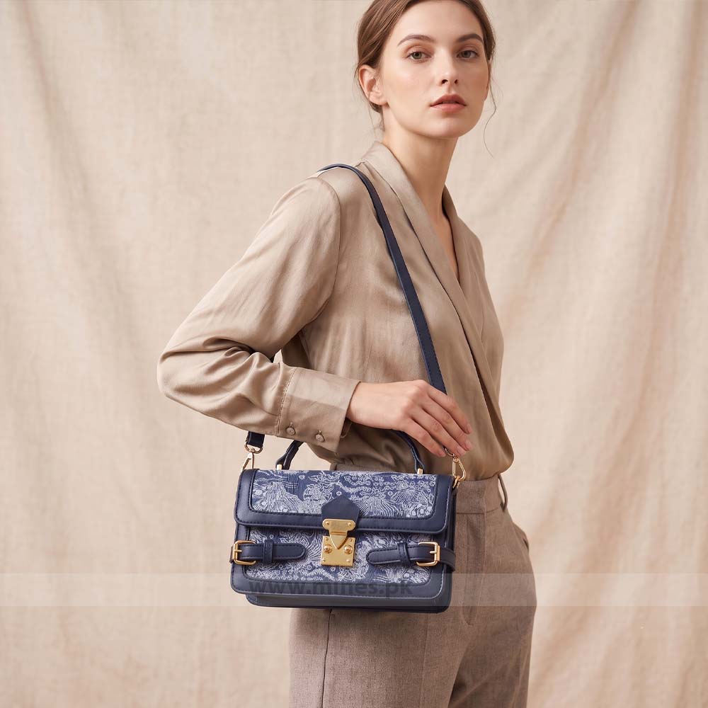 Bloom Cluck Handbag – HandBag For Women