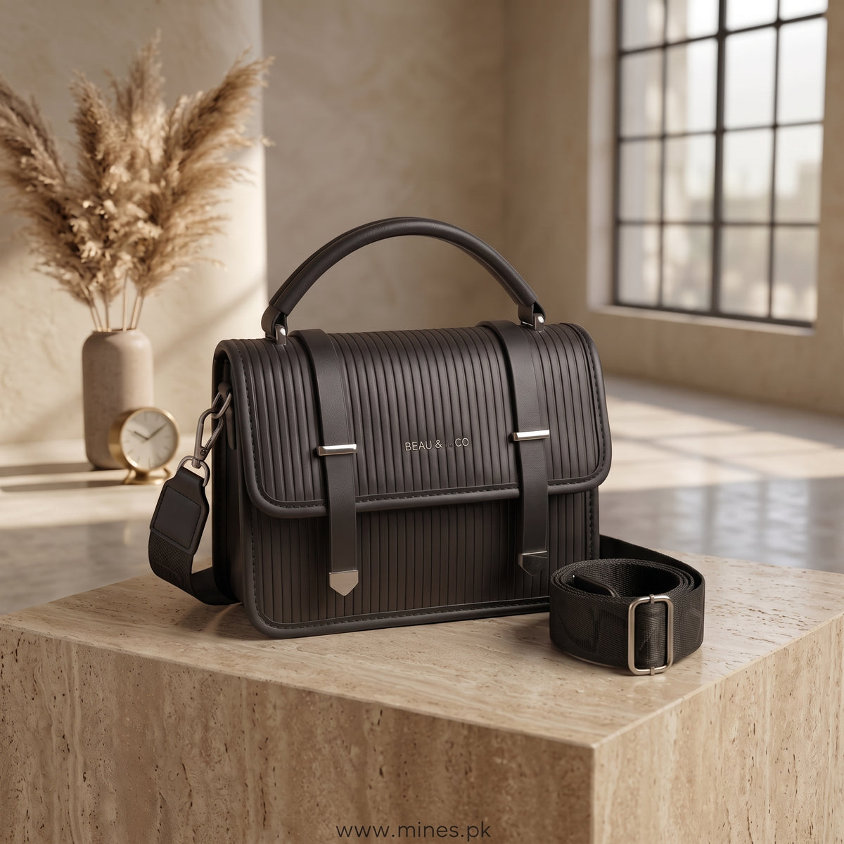 Flare Deluxe handbag