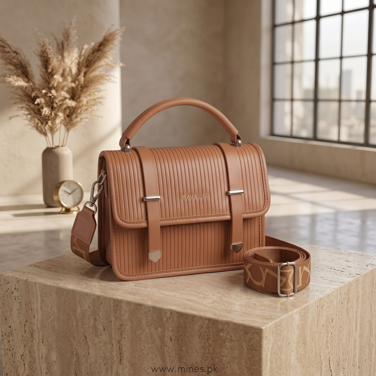 Flare Deluxe handbag