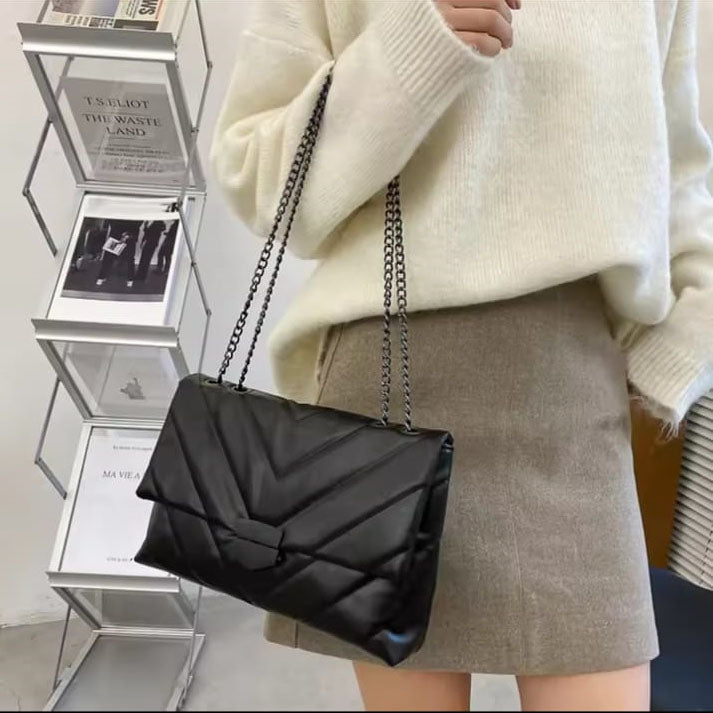 Passion Divine Handbag – Ladies’ Handbag in Pakistan