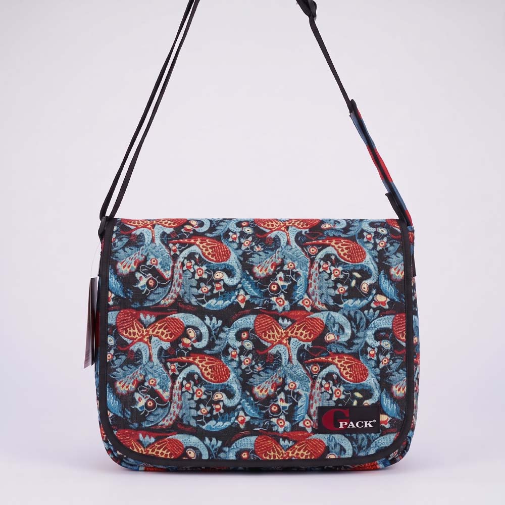 Kombat Retro Messenger Bag