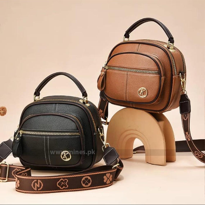 Zing Deluxe Handbag