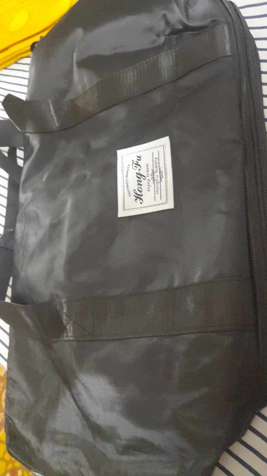 https://mines.pk/product/tote-large-handbag-double-extendable/