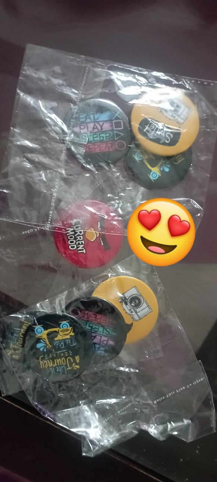 https://mines.pk/product/animated-circular-badges-pack-of-3/