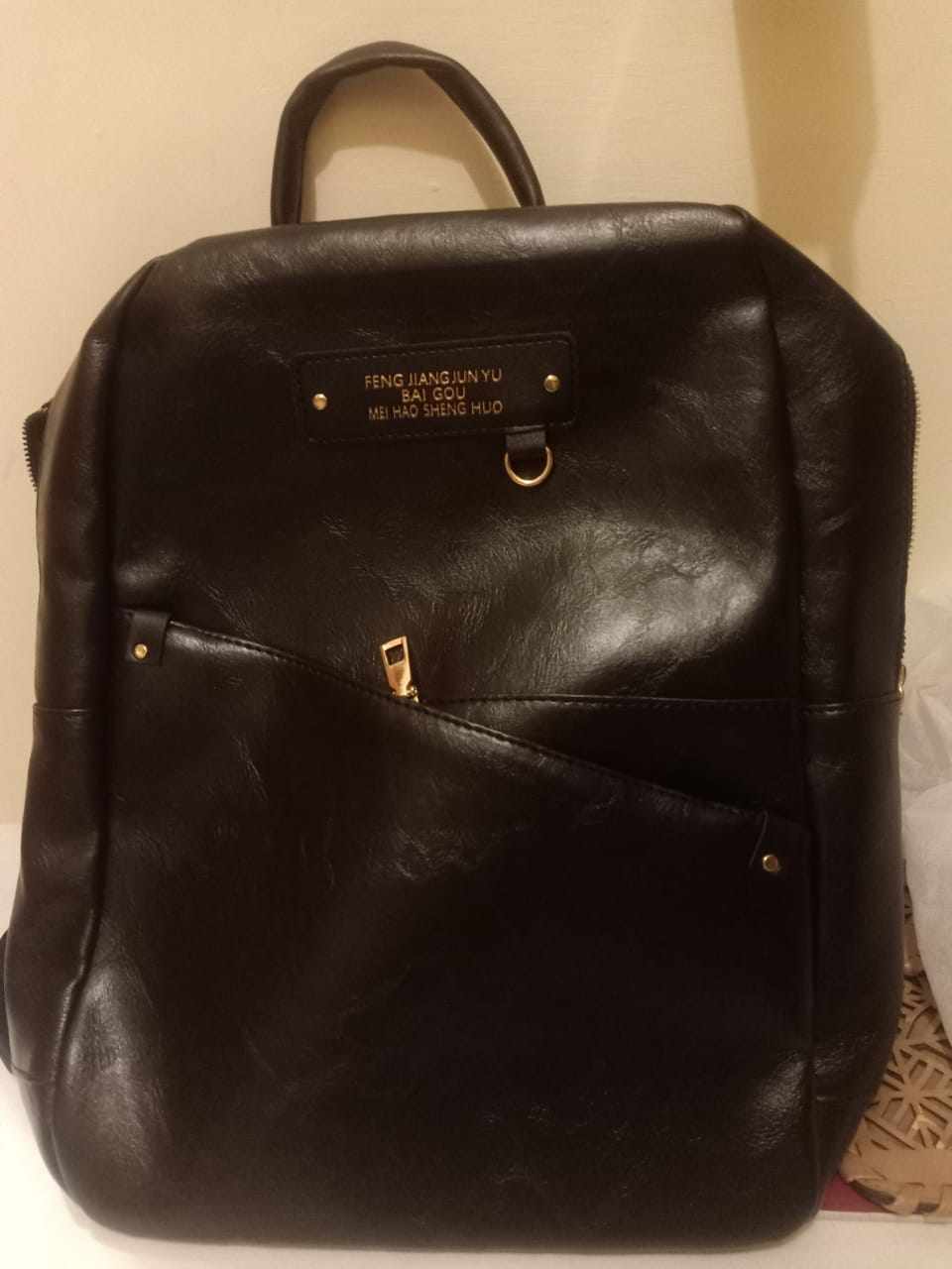 https://mines.pk/product/crossmax-leather-backpack/