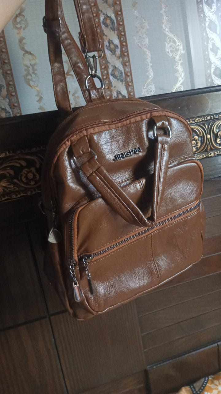 https://mines.pk/product/zesto-deluxe-leather-backpack-handbag/